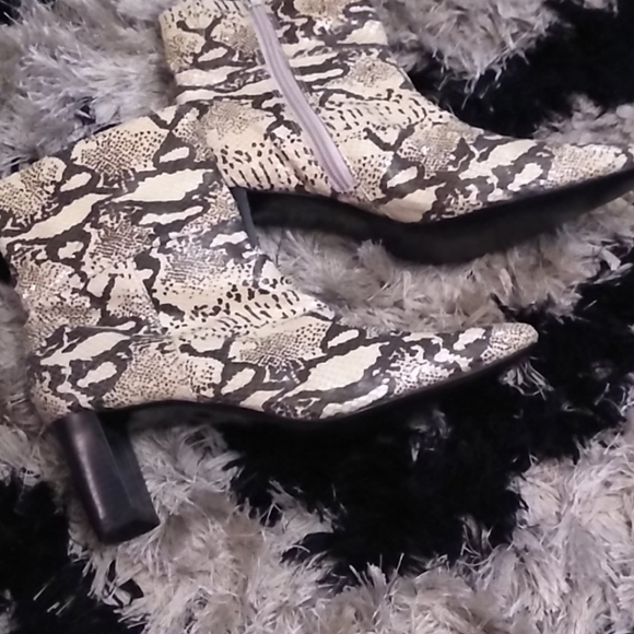 Y2K Vintage Valencia  booties y2k - Picture 3 of 3